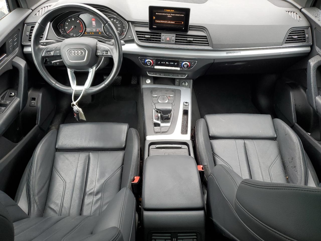 2020 Audi Q5 Premium VIN: WA1ANAFY8L2075749 Lot: 81255645