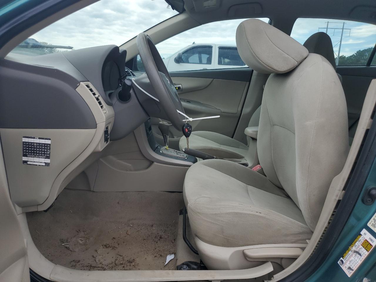 2010 Toyota Corolla Base VIN: 1NXBU4EE9AZ275008 Lot: 82083405