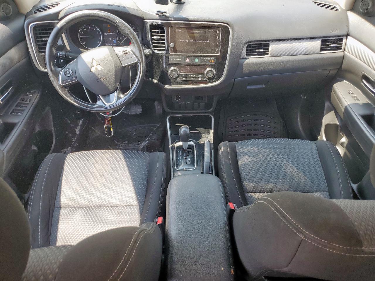 2018 Mitsubishi Outlander Se VIN: JA4AD3A32JJ001904 Lot: 81115025