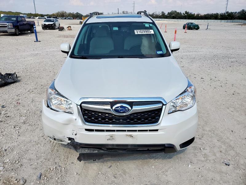 SUBARU FORESTER 2015 Biały