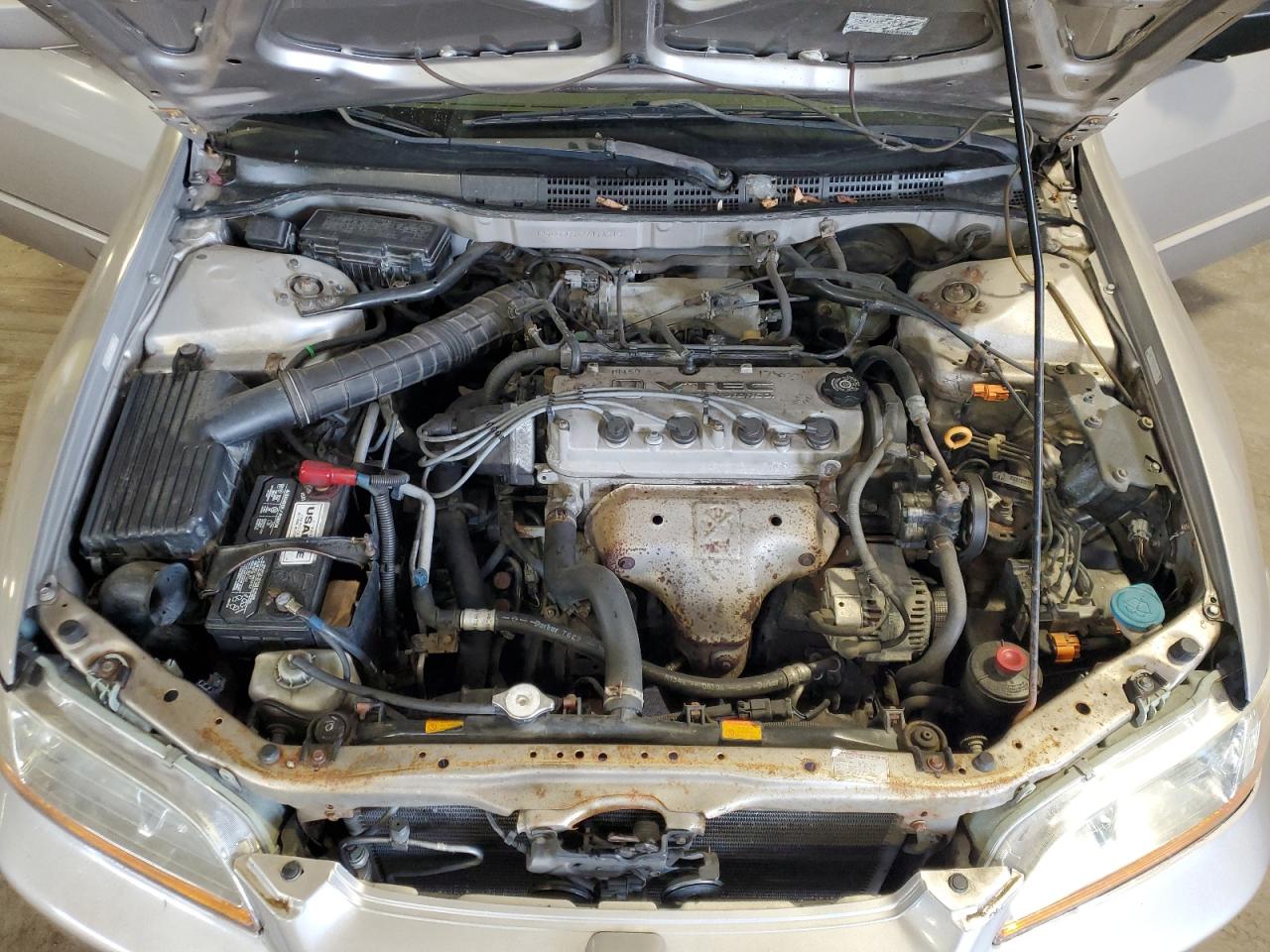 1999 Honda Accord Ex VIN: 1HGCG5651XA114815 Lot: 82134635