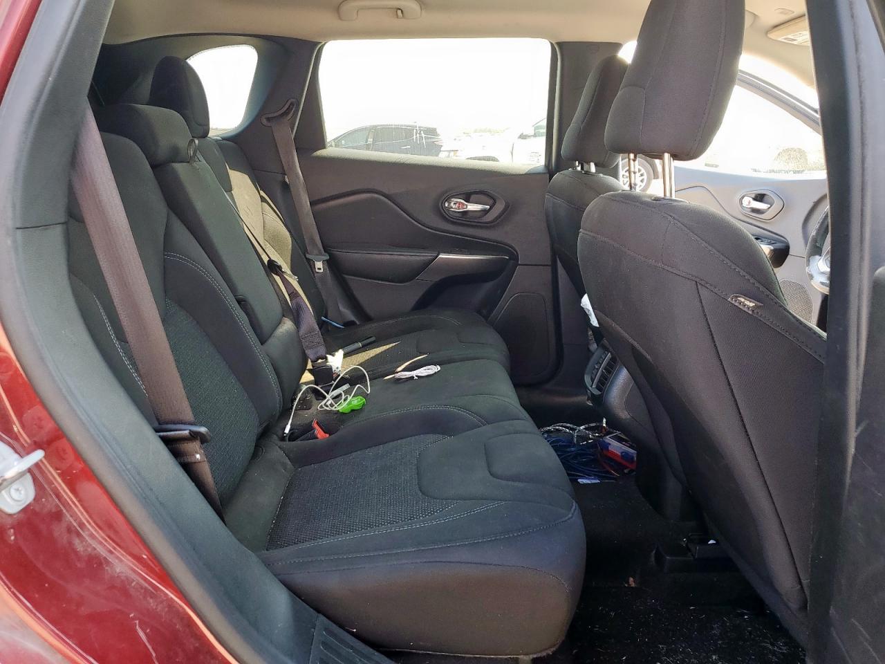 2020 Jeep Cherokee Latitude VIN: 1C4PJLCB6LD571063 Lot: 81089345