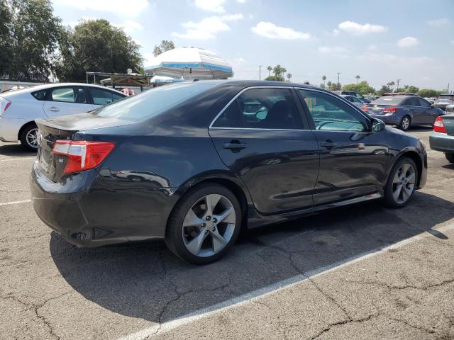 Sedans TOYOTA CAMRY 2014 Czarny