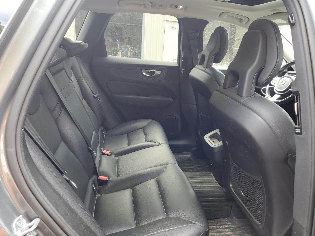 2018 Volvo Xc60 T5 Momentum VIN: YV4102RK2J1085243 Lot: 84265585