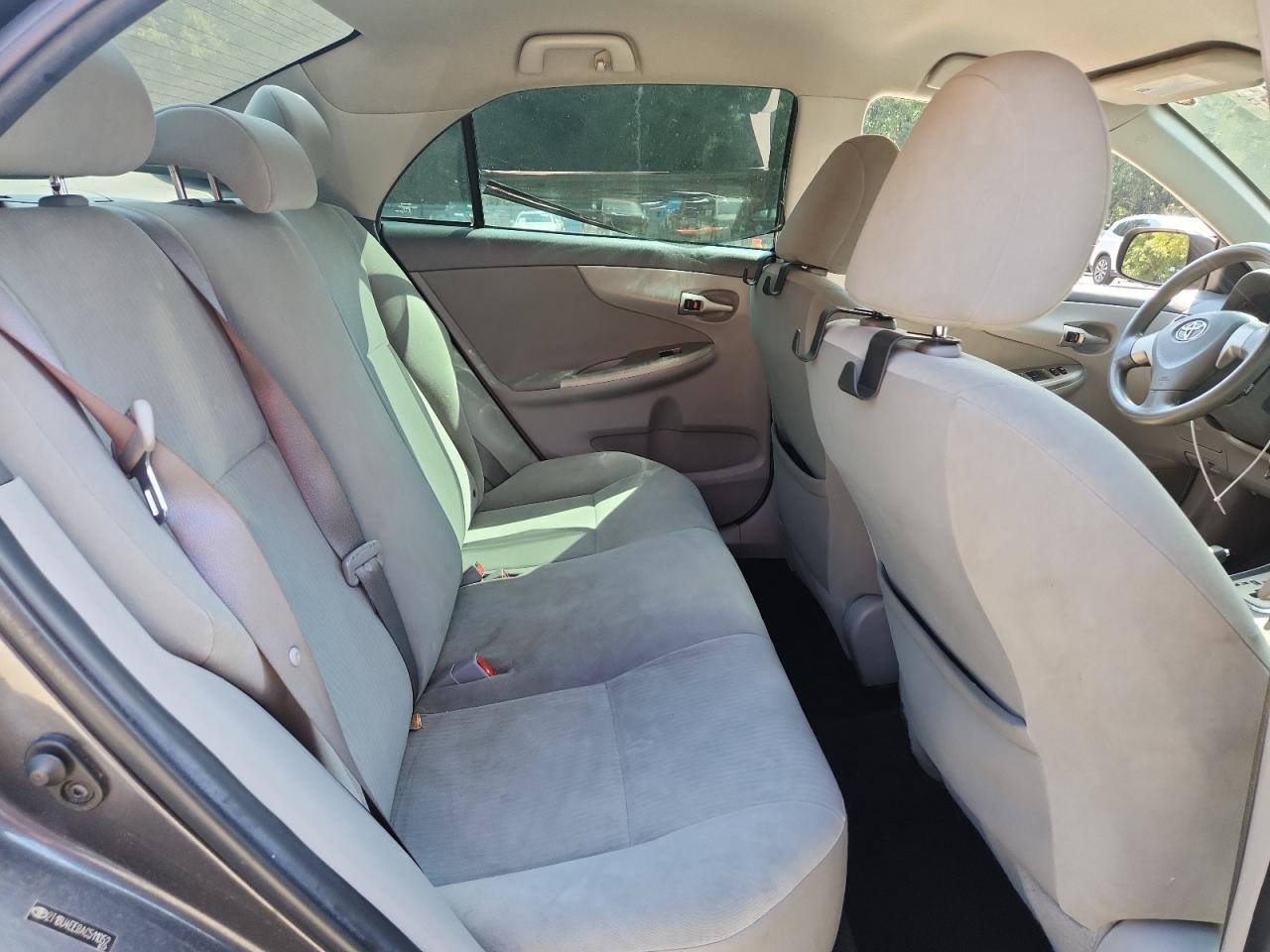 2010 Toyota Corolla Base VIN: 2T1BU4EE8AC511052 Lot: 71415055