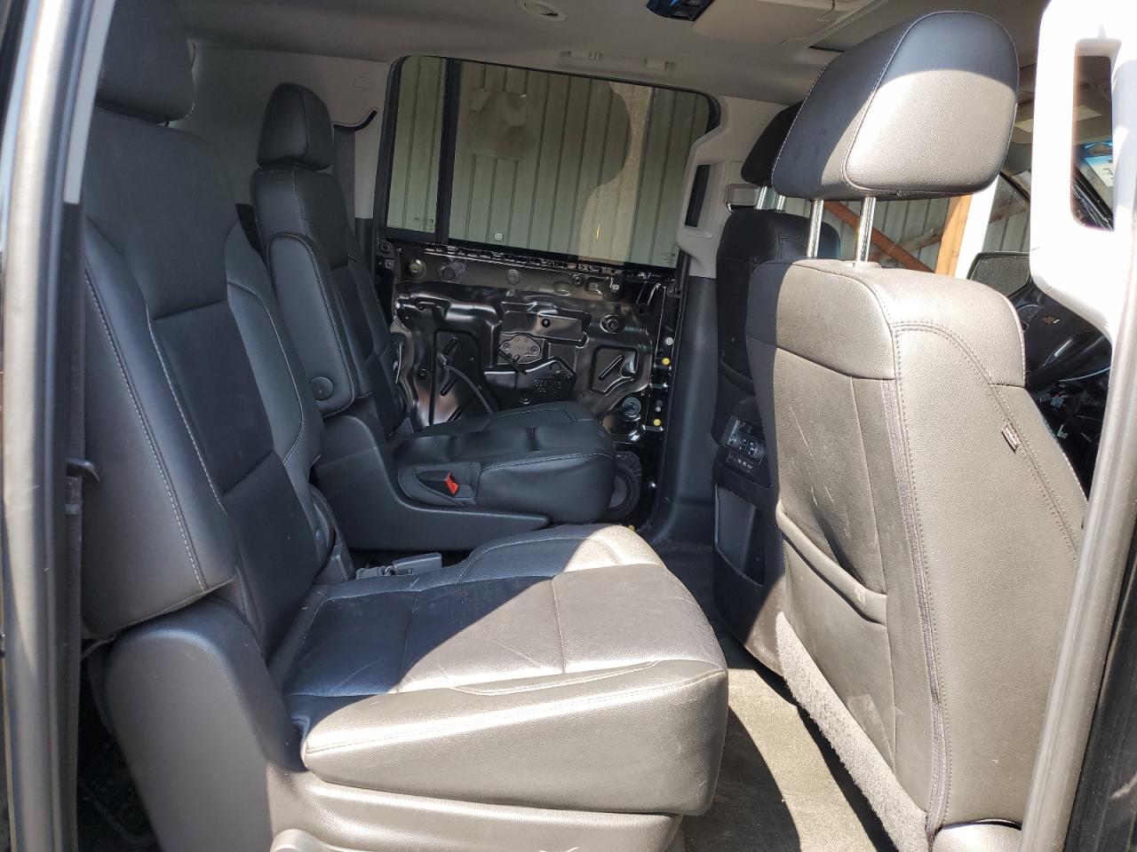 2018 Chevrolet Suburban K1500 Lt VIN: 1GNSKHKC0JR248987 Lot: 71544545