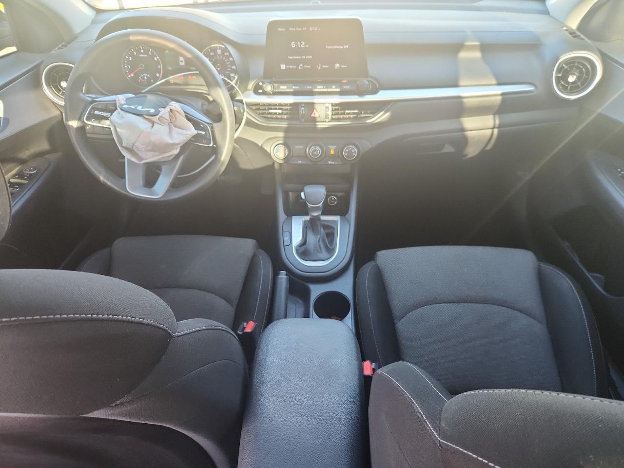 2022 Kia Forte Fe VIN: 3KPF24AD8NE424795 Lot: 92511975