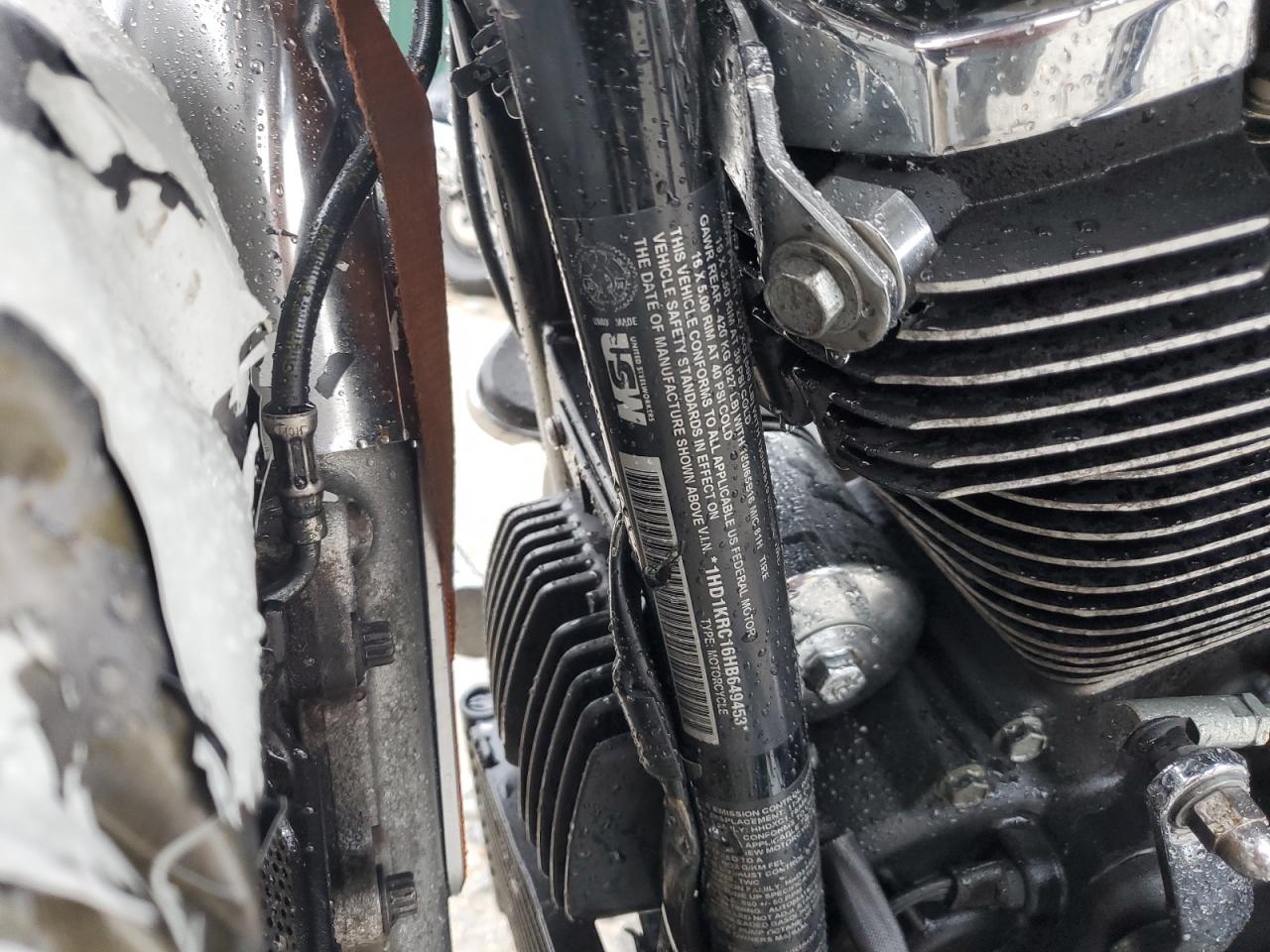 2017 Harley-Davidson Flhxs Street Glide Special VIN: 1HD1KRC16HB649453 Lot: 82155155