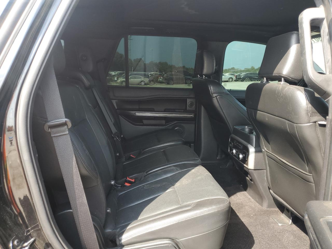 2018 Ford Expedition Xlt VIN: 1FMJU1HT5JEA28437 Lot: 81090115