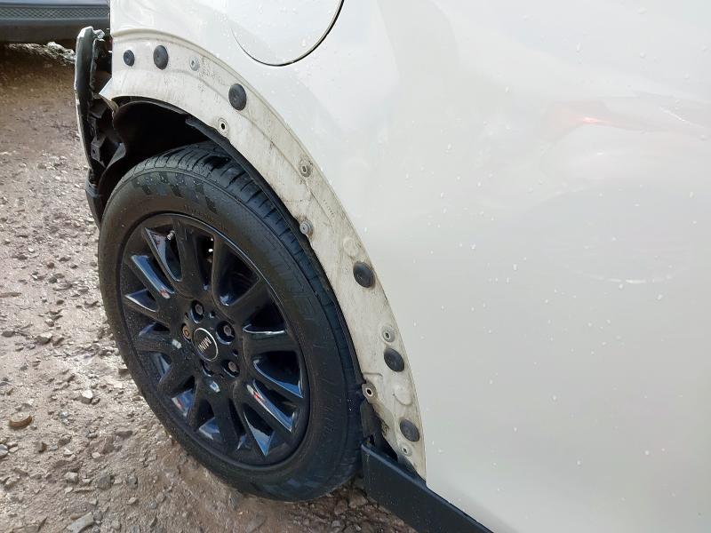 2015 MINI COOPER 