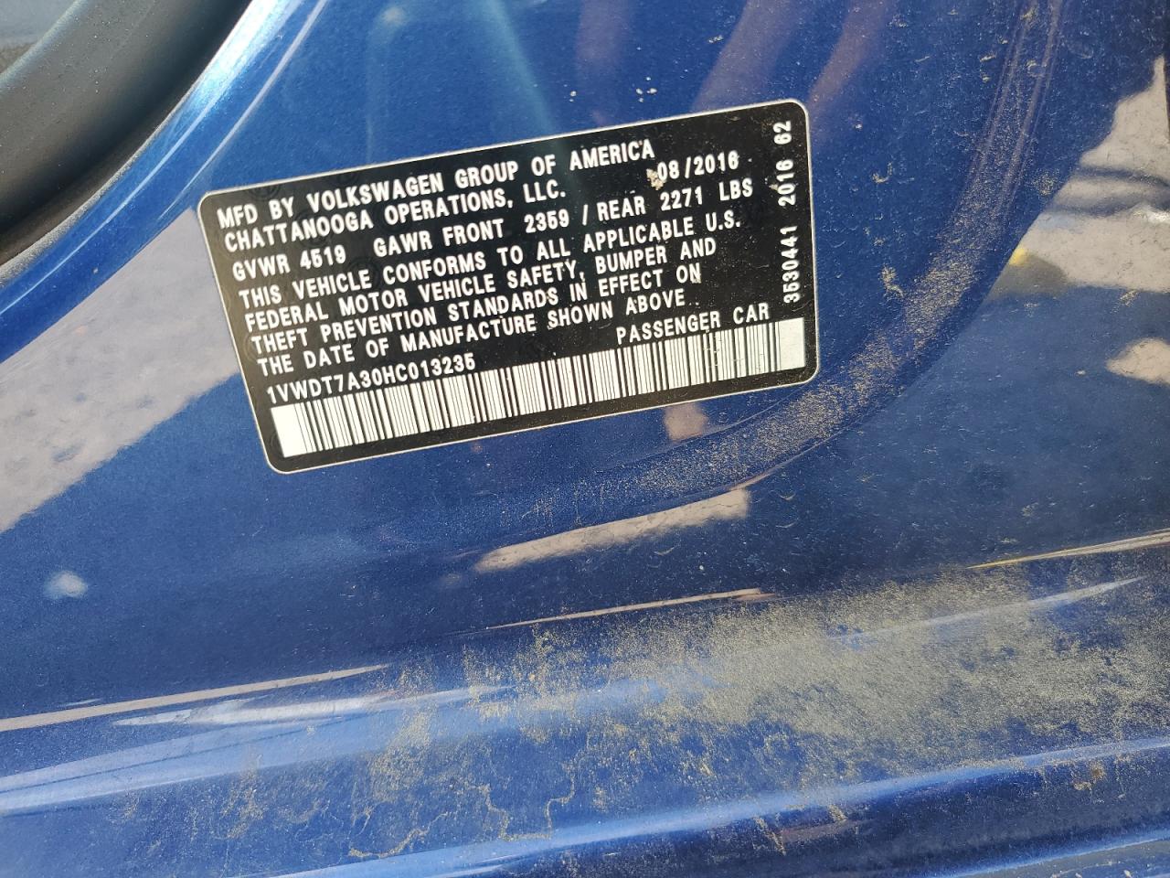 2017 Volkswagen Passat R-Line VIN: 1VWDT7A30HC013235 Lot: 71631545