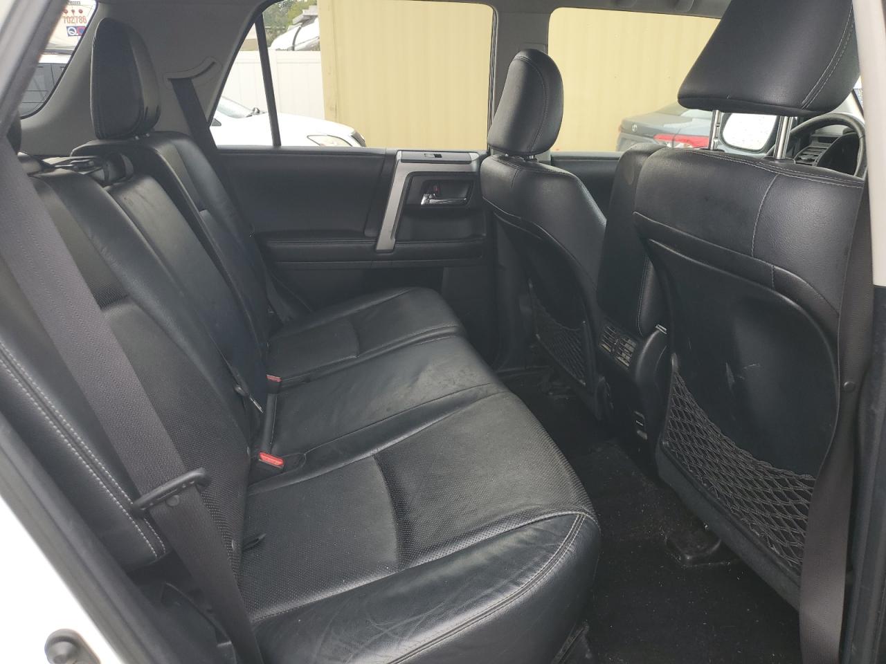 2015 Toyota 4Runner Sr5/Sr5 Premium VIN: JTEBU5JR0F5218101 Lot: 83864545