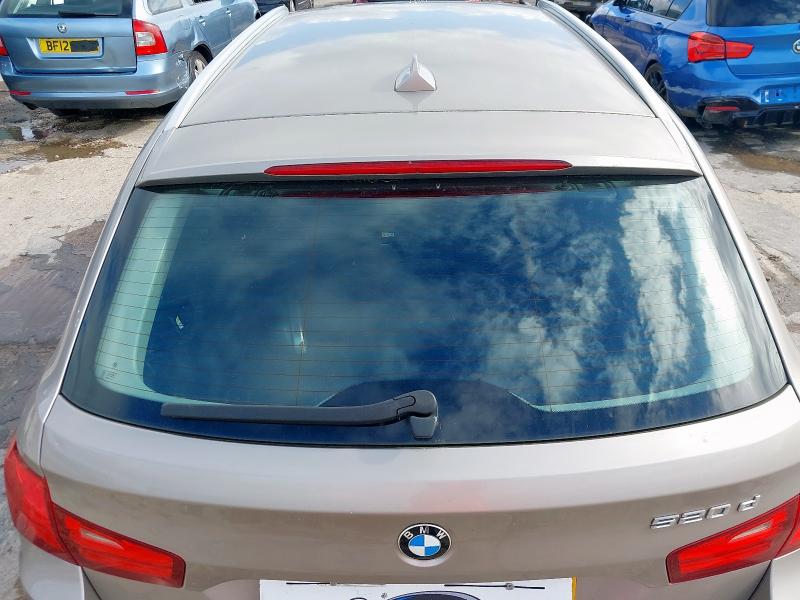 2012 BMW 5 SERIES 520D SE 5DR