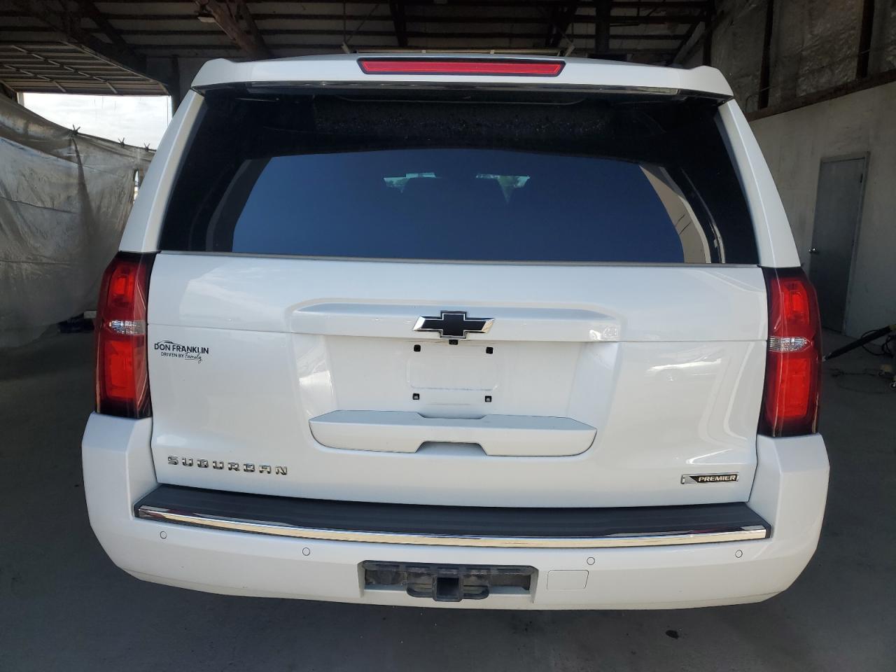 2017 Chevrolet Suburban K1500 Premier VIN: 1GNSKJKC3HR331914 Lot: 81595755