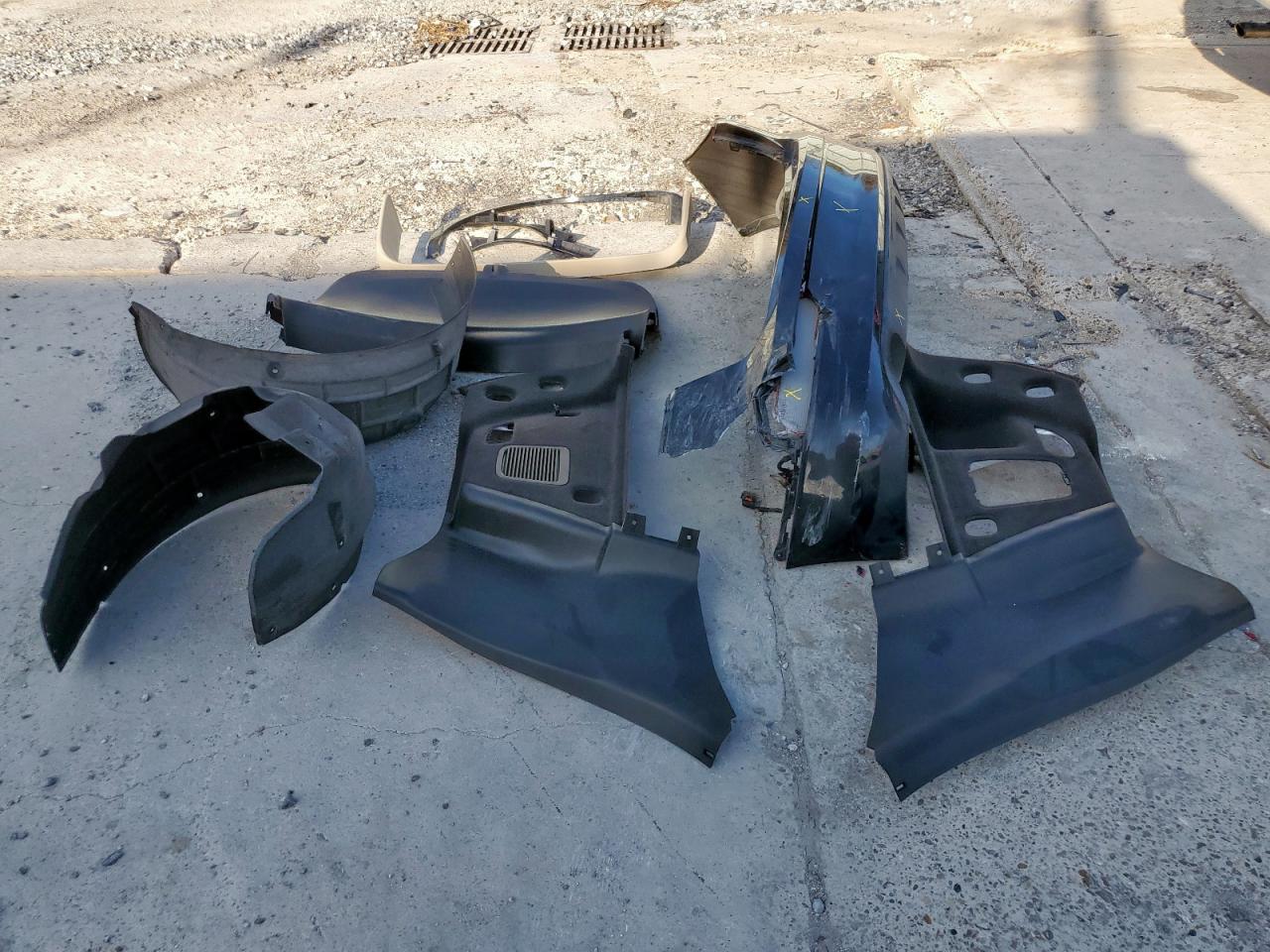 2017 Buick Envision Essence VIN: LRBFXBSA0HD096707 Lot: 81812465