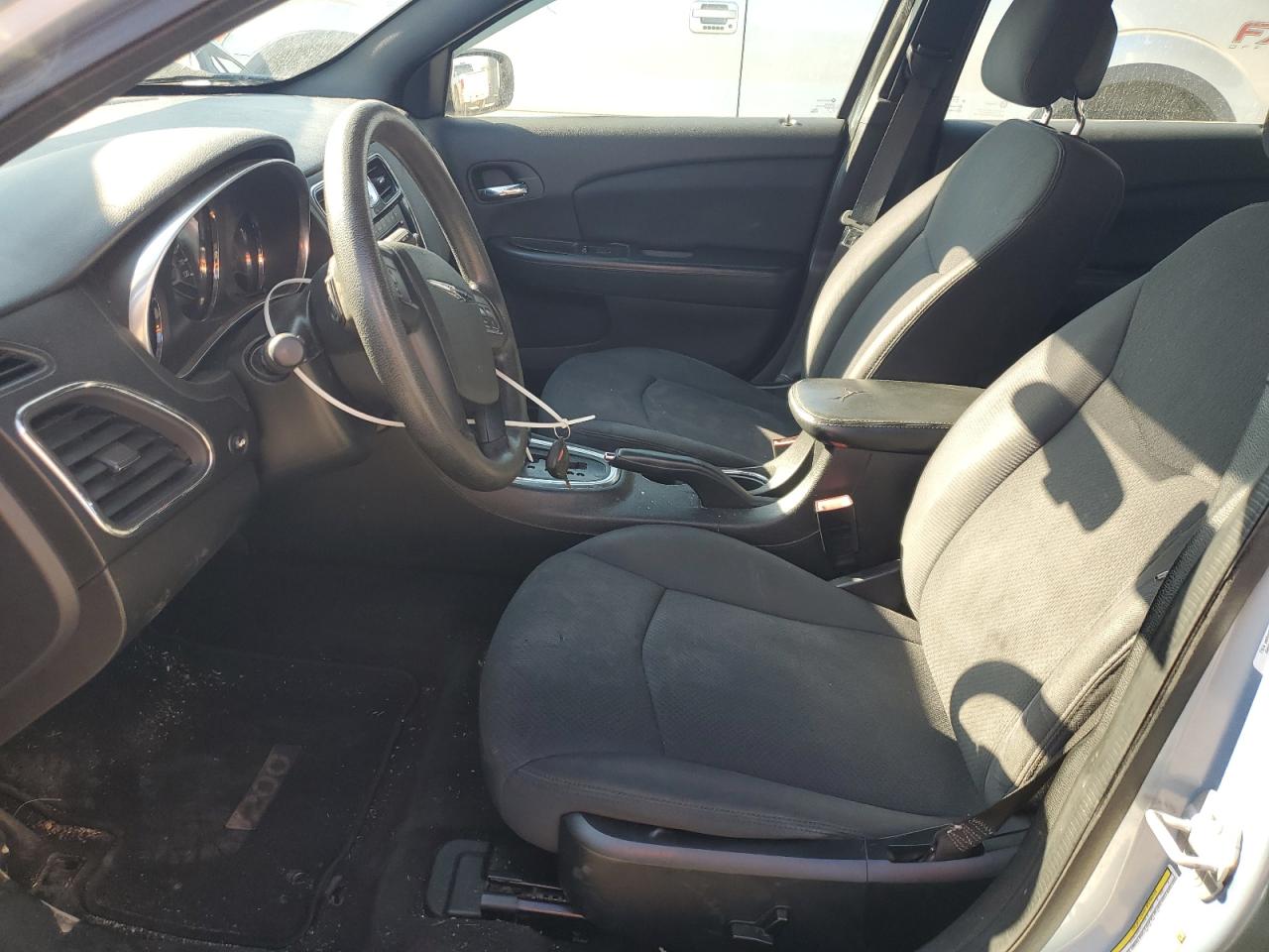 2013 Chrysler 200 Lx VIN: 1C3CCBAG0DN727261 Lot: 80797755