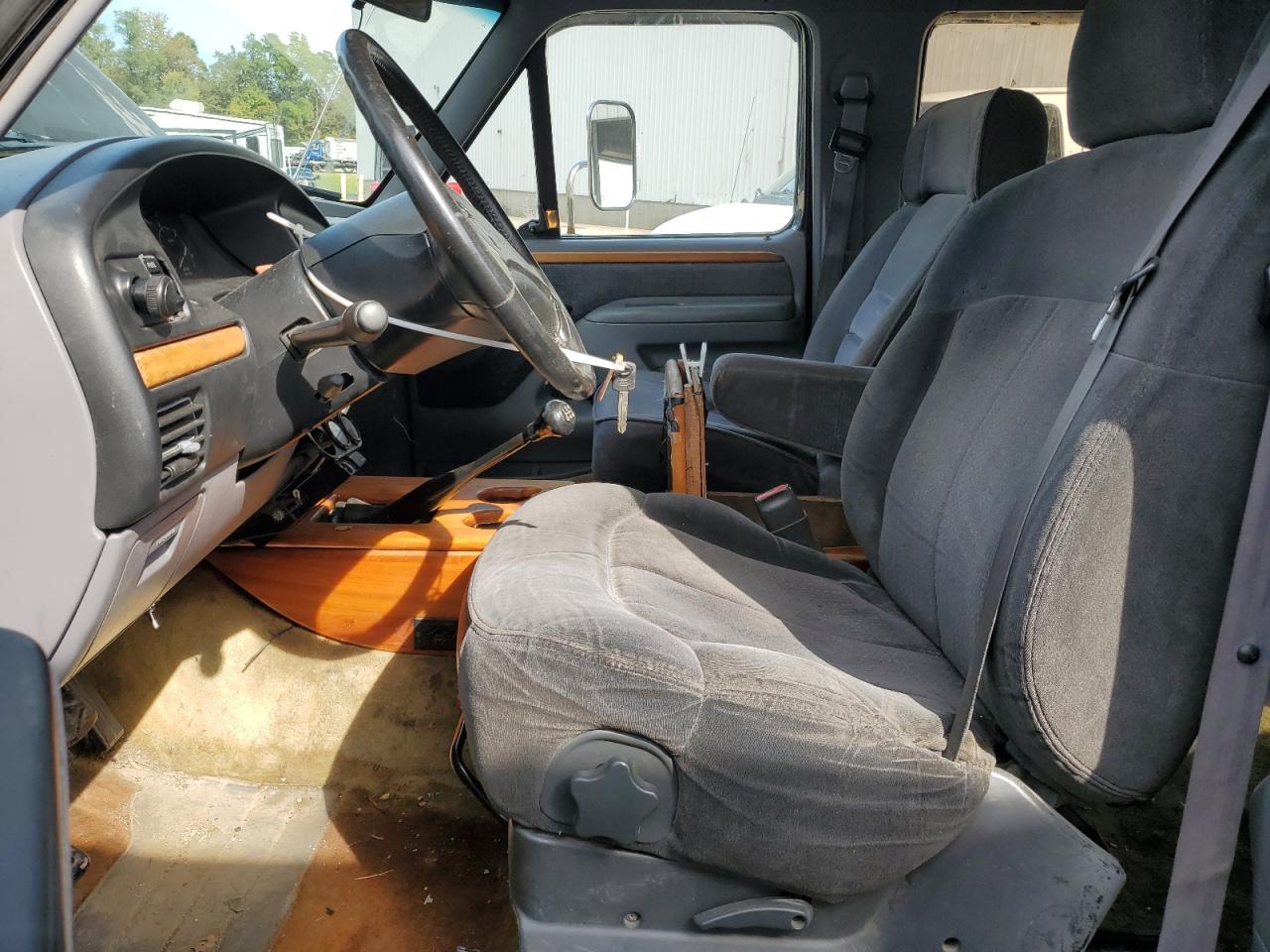 1995 Ford F350 VIN: 1FTJW35FXSEA11952 Lot: 81600895