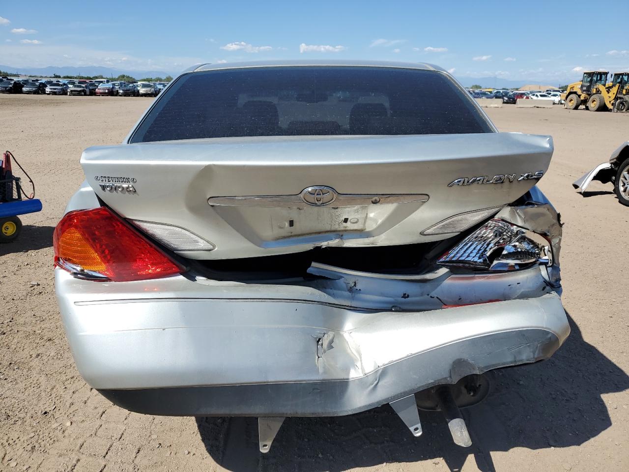 2000 Toyota Avalon Xl VIN: 4T1BF28B4YU096692 Lot: 80681185