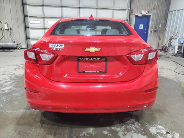  CHEVROLET CRUZE 2019 Czerwony