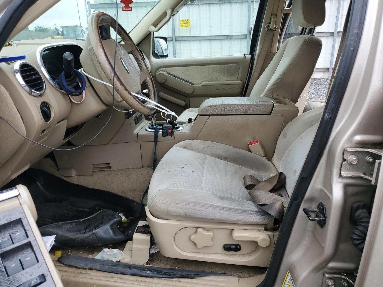 2007 Ford Explorer Xlt VIN: 1FMEU73E07UB49999 Lot: 71641665