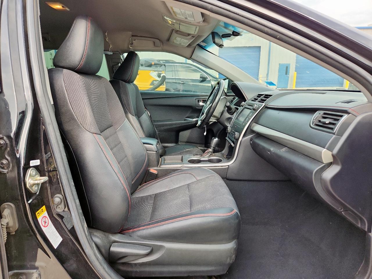 2016 Toyota Camry Le VIN: 4T1BF1FK2GU238050 Lot: 71910645