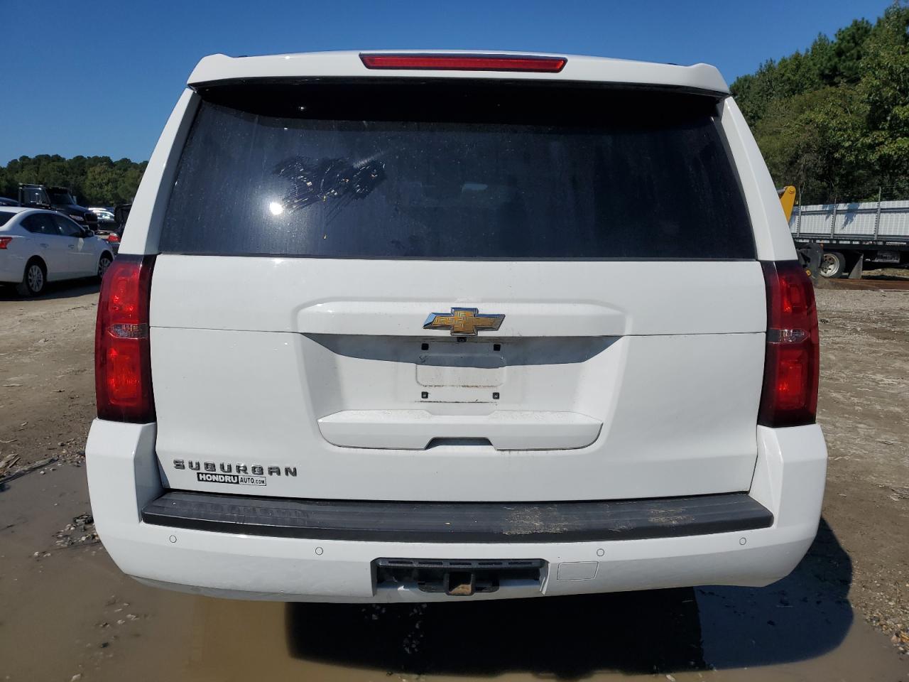 2017 Chevrolet Suburban K1500 Lt VIN: 1GNSKHKC6HR224591 Lot: 81388365