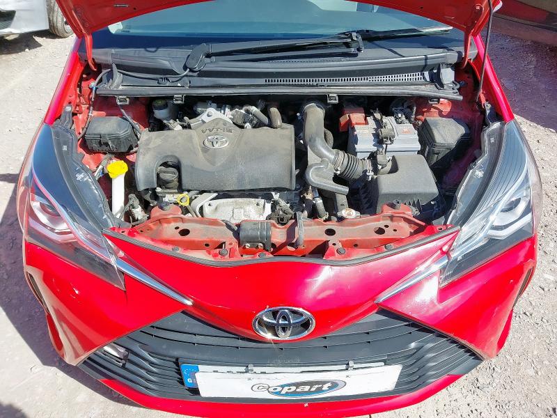 2018 TOYOTA YARIS ICON