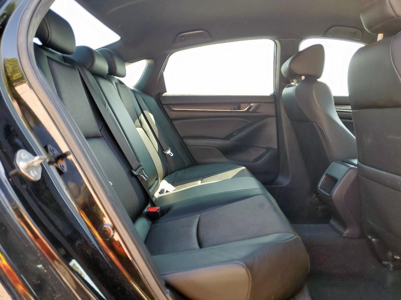 2020 Honda Accord Sport VIN: 1HGCV1F32LA129833 Lot: 80007925