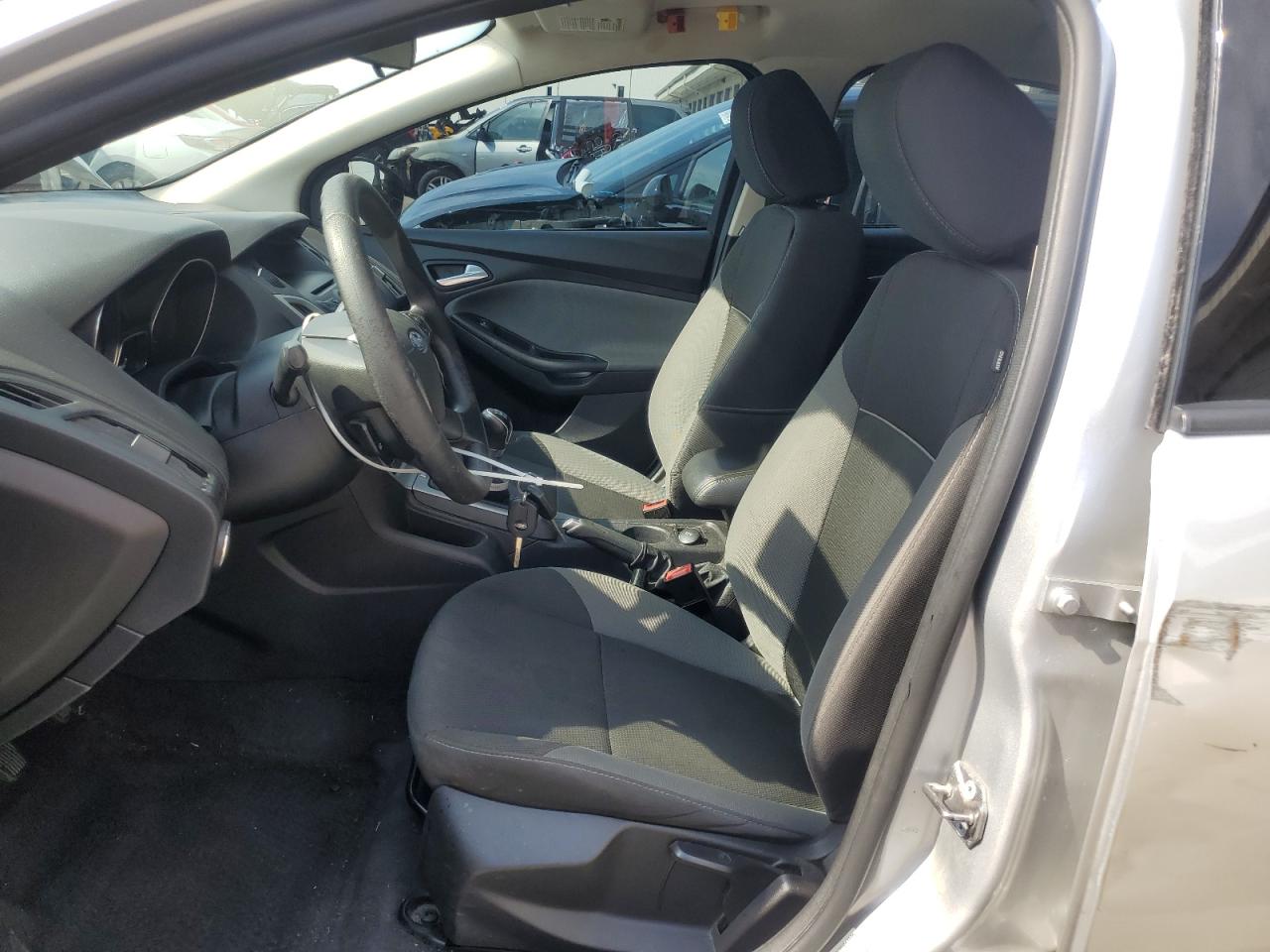 2014 Ford Focus Se VIN: 1FADP3K24EL380498 Lot: 81134315