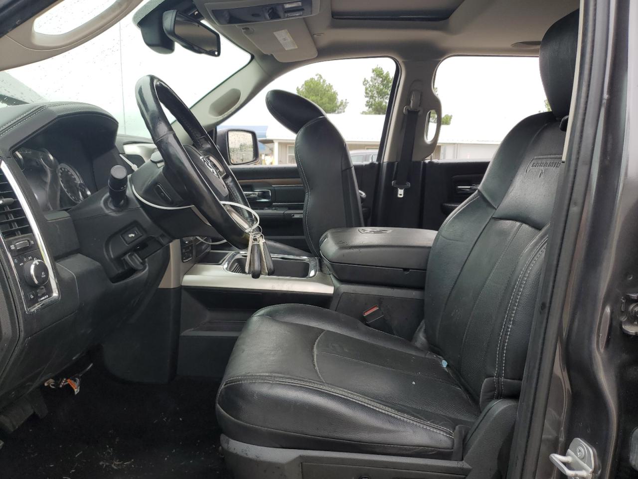 2017 Ram 1500 Laramie VIN: 1C6RR7NMXHS875577 Lot: 81683425