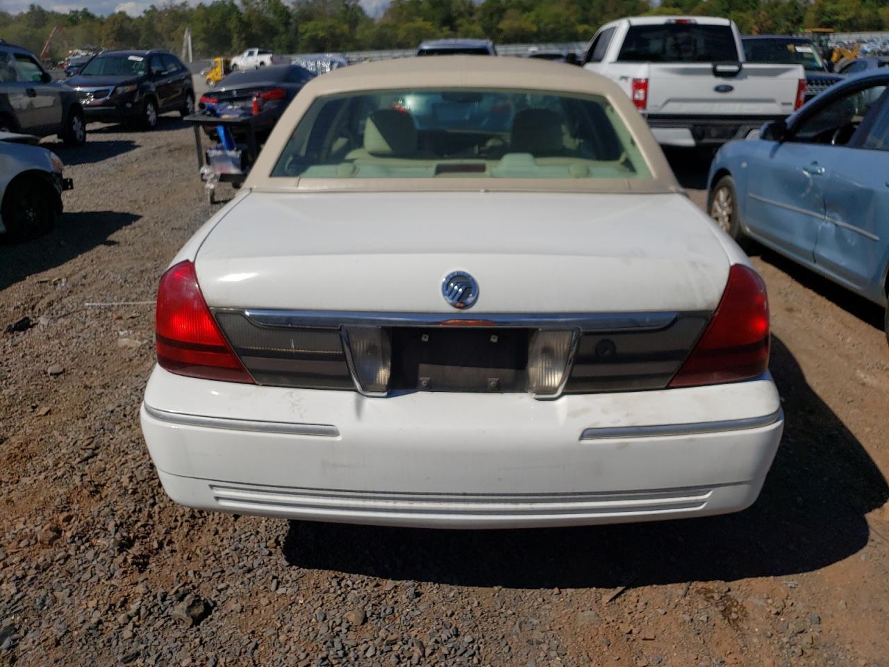 2007 Mercury Grand Marquis Ls VIN: 2MEFM75V87X627146 Lot: 71187345