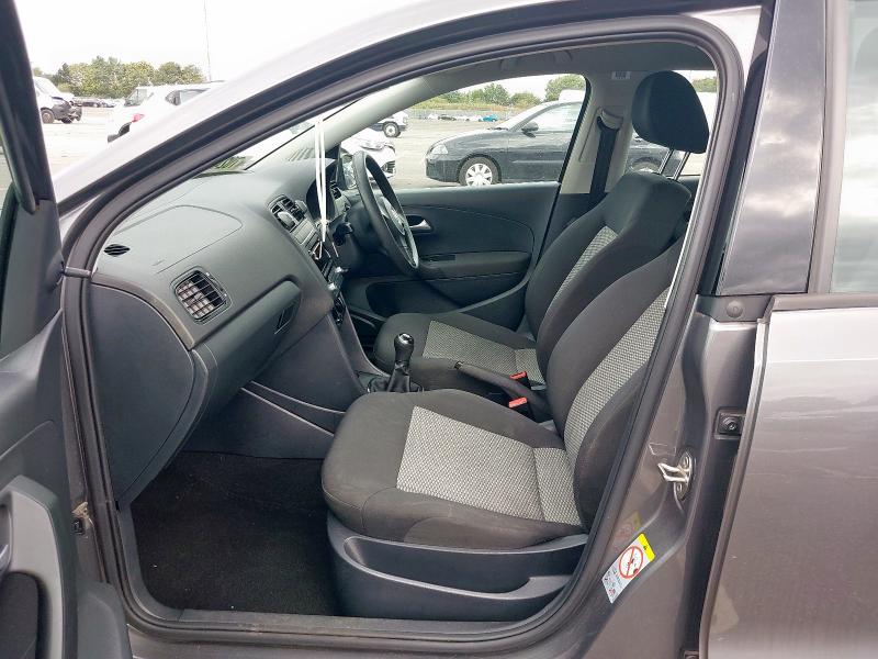 2014 VOLKSWAGEN POLO S