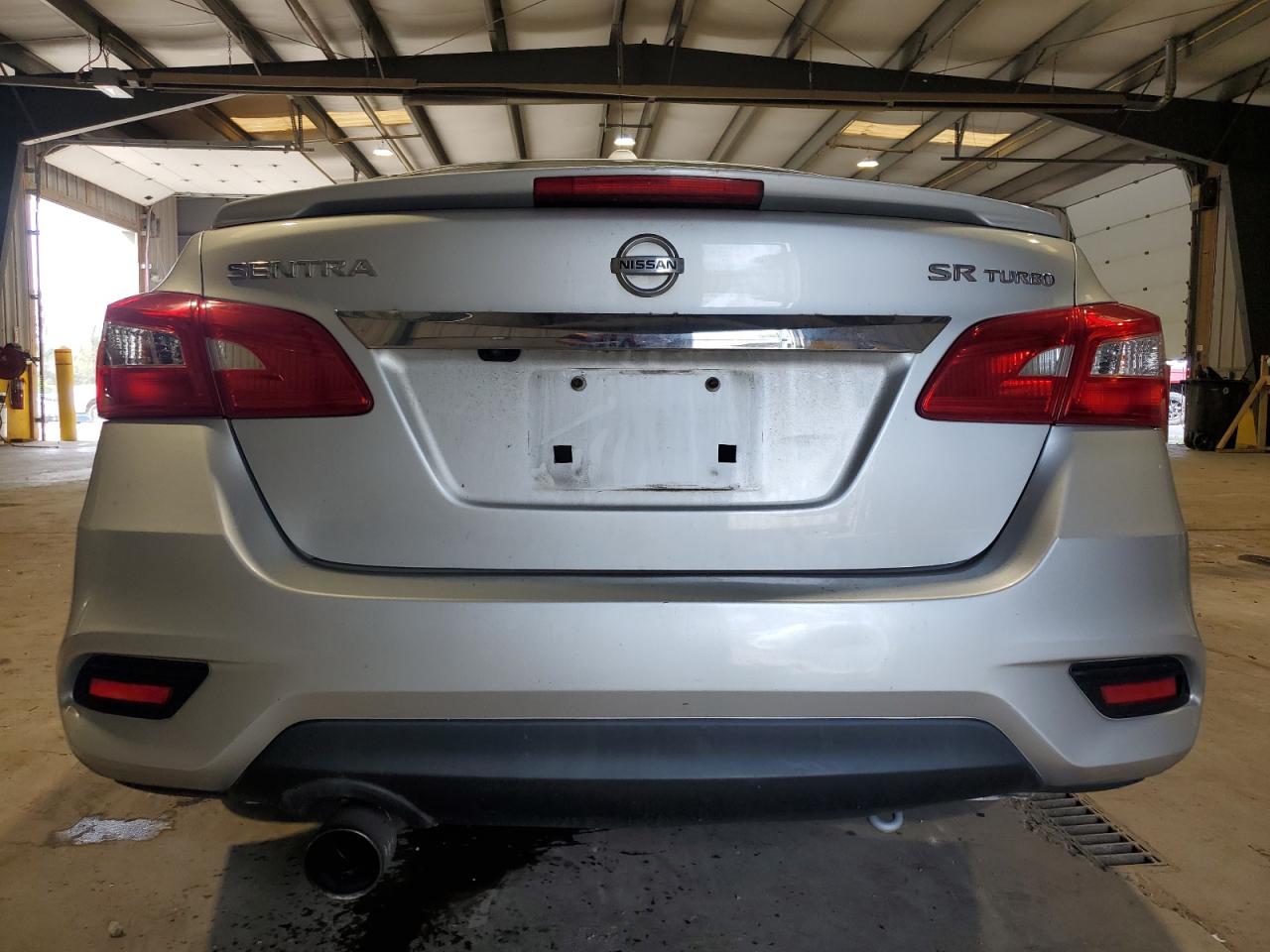 2017 Nissan Sentra Sr Turbo VIN: 3N1CB7AP7HY235673 Lot: 81878215