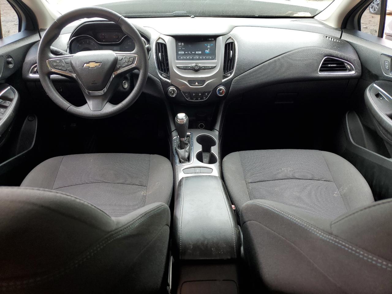 2018 Chevrolet Cruze Lt VIN: 1G1BE5SM2J7118978 Lot: 81939575