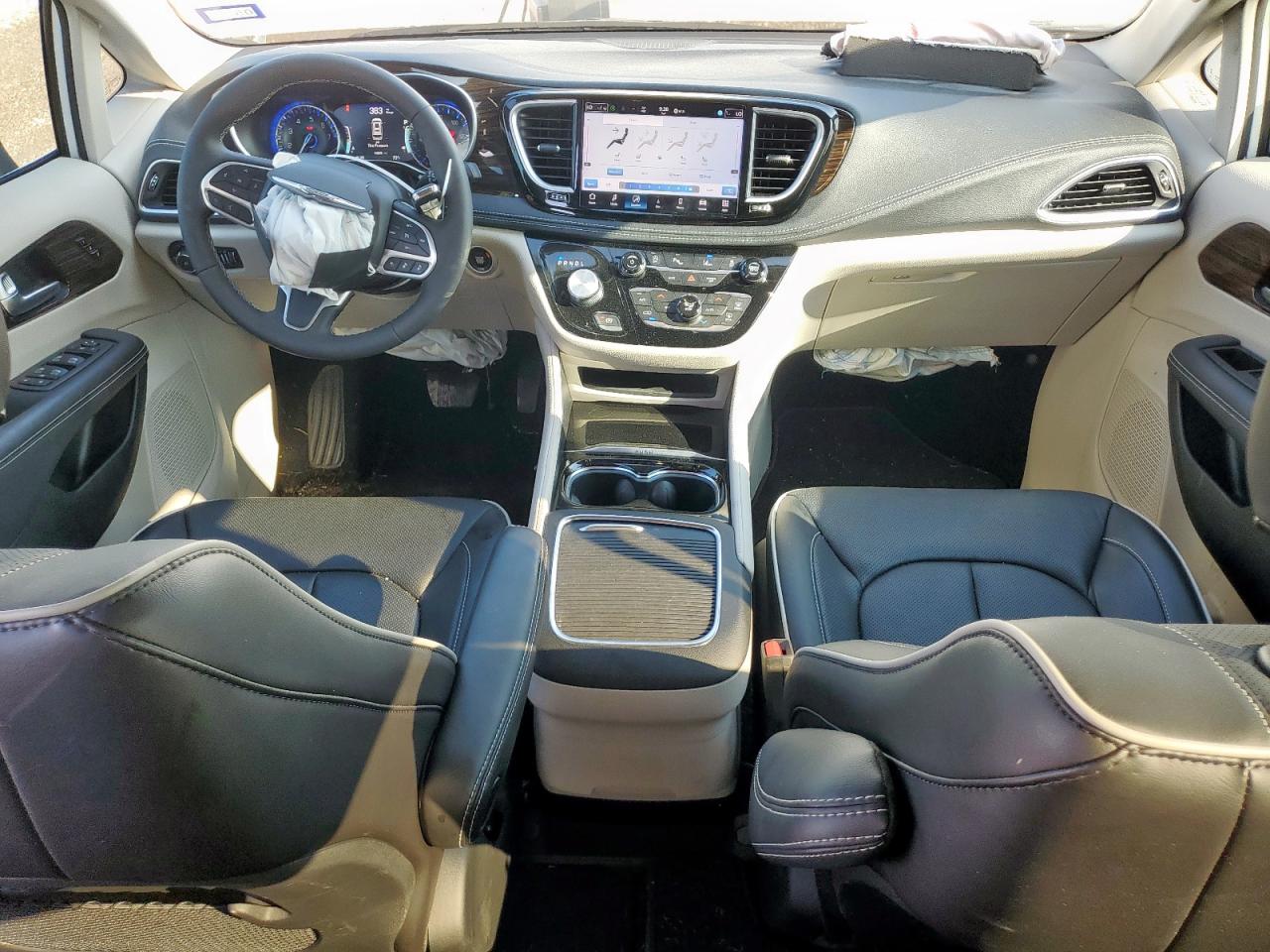 2024 Chrysler Pacifica Limited VIN: 2C4RC1GG5RR111217 Lot: 71174055