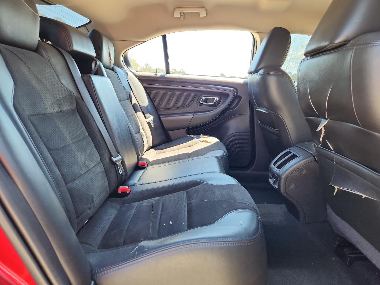 2010 Ford Taurus Sho VIN: 1FAHP2KT8AG115672 Lot: 70718665