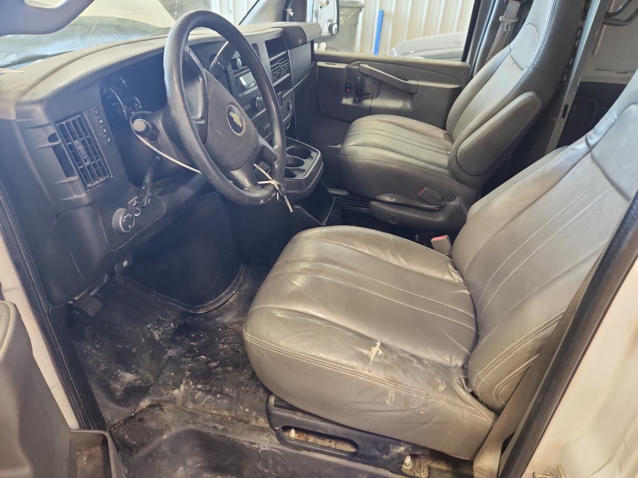 2016 Chevrolet Express G2500 VIN: 1GCWGAFF9G1133061 Lot: 81329545