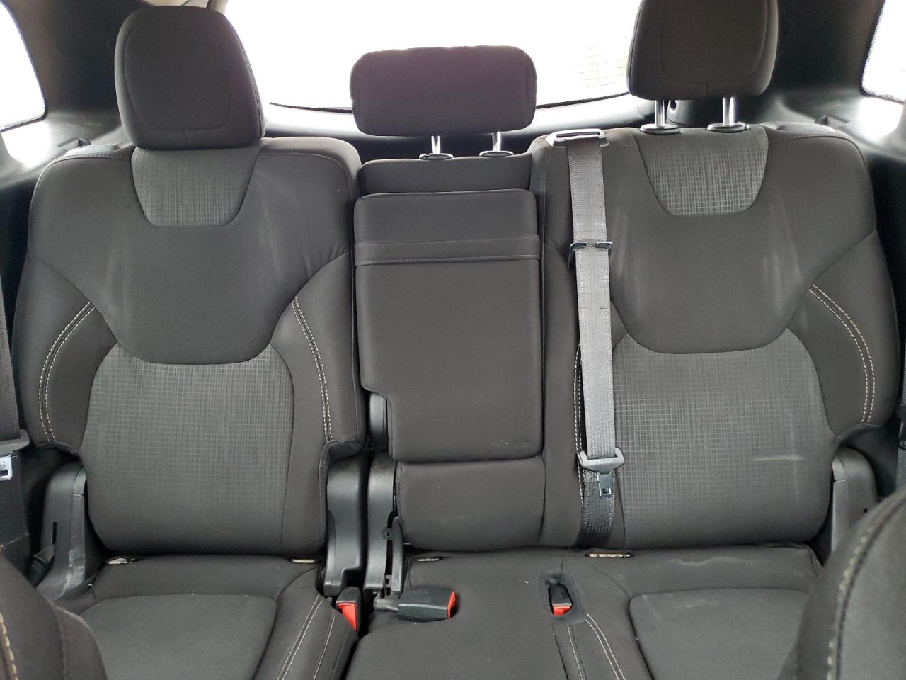 2015 Jeep Cherokee Latitude VIN: 1C4PJMCS2FW606793 Lot: 81856115