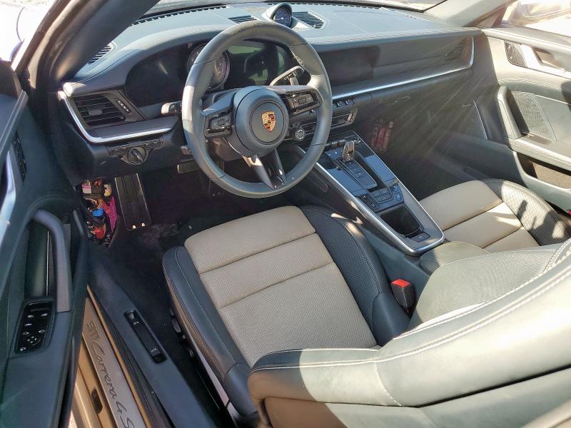  PORSCHE 911 2020 Серебристый