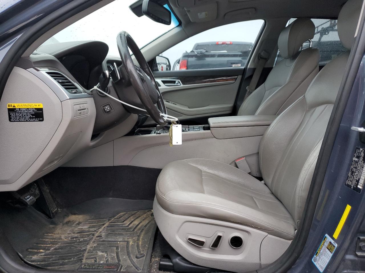 2015 Hyundai Genesis 3.8L VIN: KMHGN4JE3FU019950 Lot: 72072795