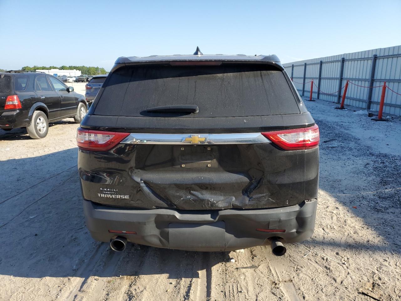 2020 Chevrolet Traverse Ls VIN: 1GNERFKW0LJ100685 Lot: 80617795