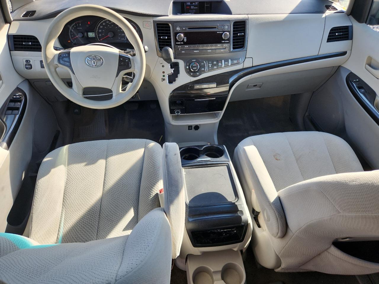 2014 Toyota Sienna Le VIN: 5TDKK3DC5ES485507 Lot: 84364315