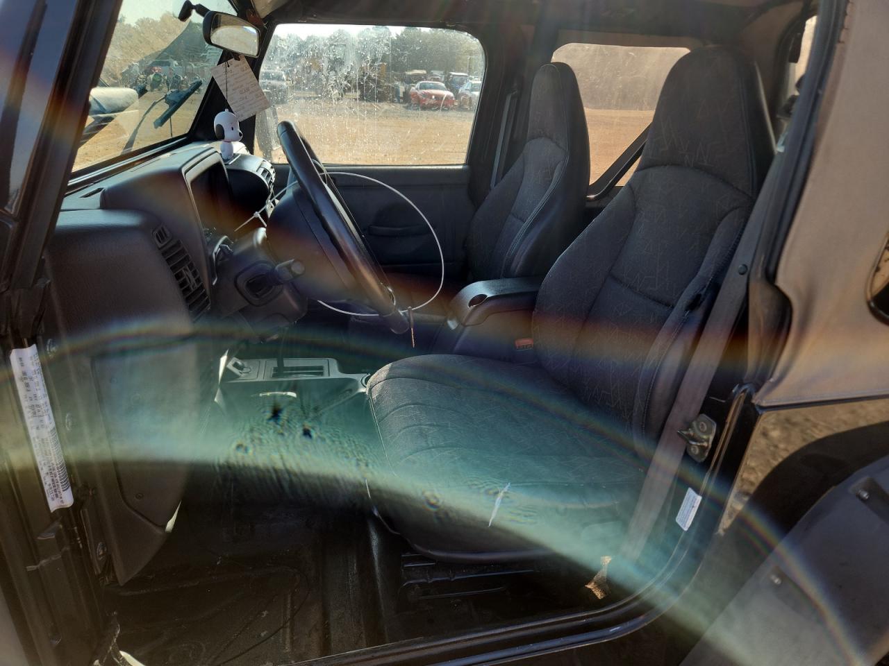 2001 Jeep Wrangler / Tj Sport VIN: 1J4FA49S81P319118 Lot: 81873175