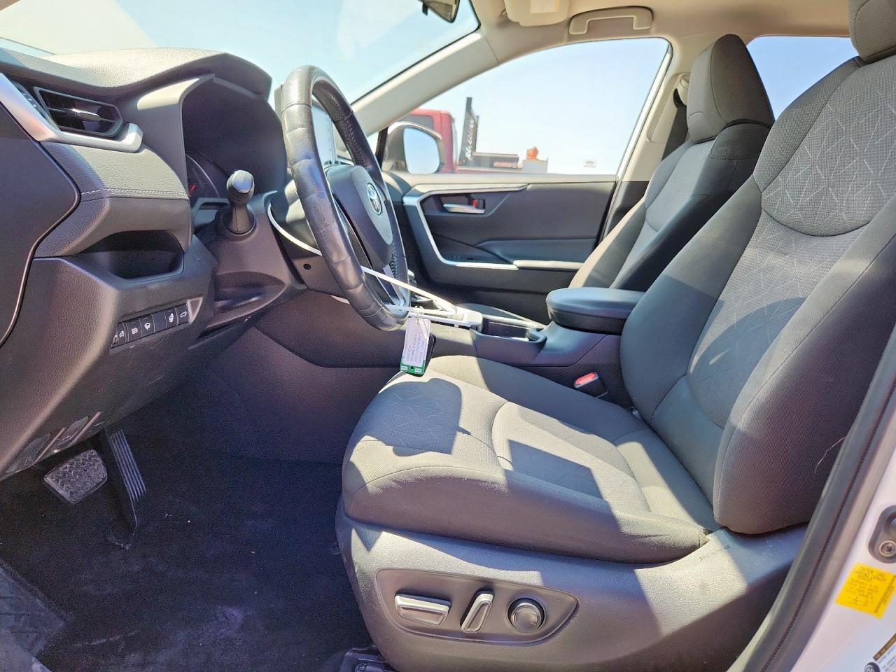 2020 Toyota Rav4 Xle VIN: JTMP1RFV0LD529867 Lot: 71282925