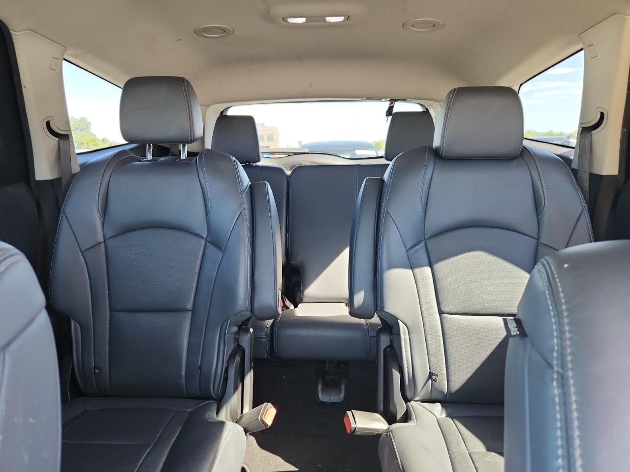 2019 Buick Enclave Essence VIN: 5GAERBKWXKJ183737 Lot: 72093265