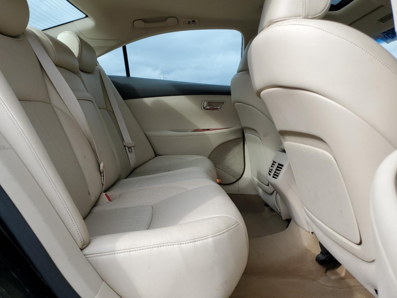 2010 Lexus Es 350 VIN: JTHBK1EG8A2390204 Lot: 84045095