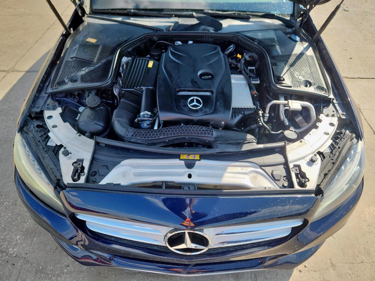 2016 Mercedes-Benz C 300 VIN: 55SWF4JB4GU160764 Lot: 83833745