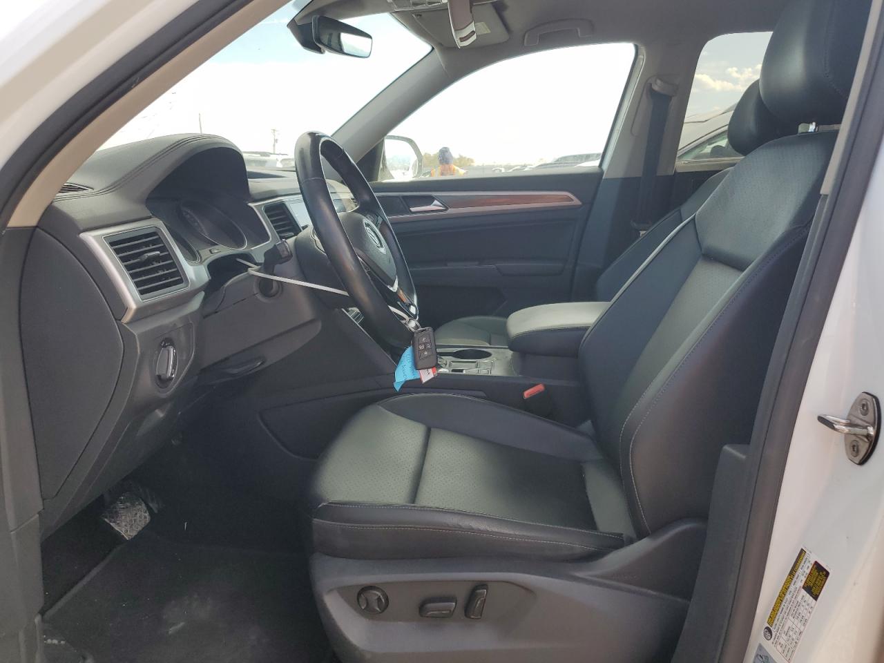 2019 Volkswagen Atlas Se VIN: 1V2WR2CA6KC564123 Lot: 80580095