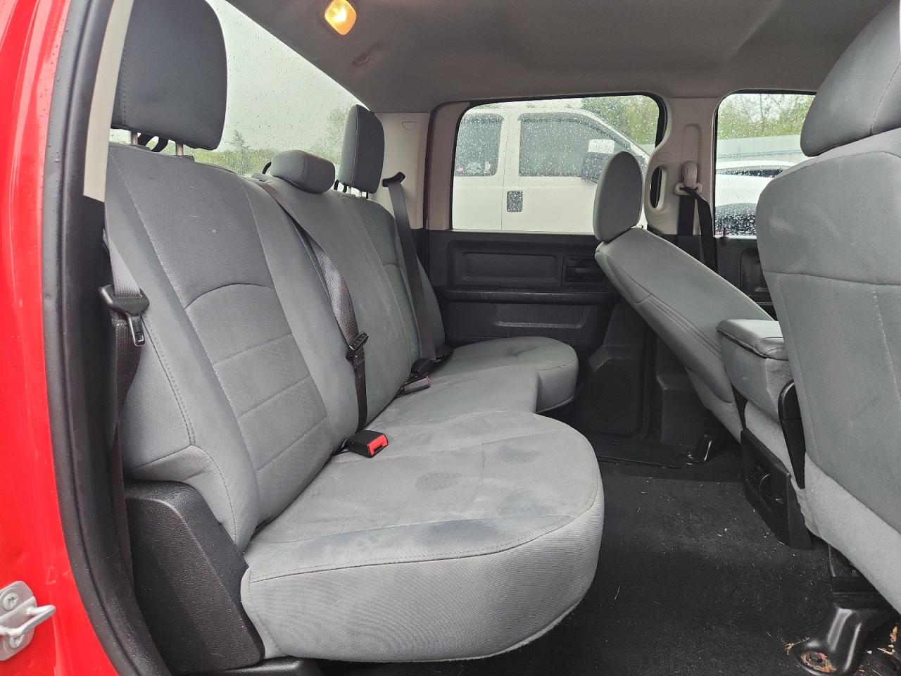 2016 Ram 1500 St VIN: 3C6RR7KT9GG121703 Lot: 83835125