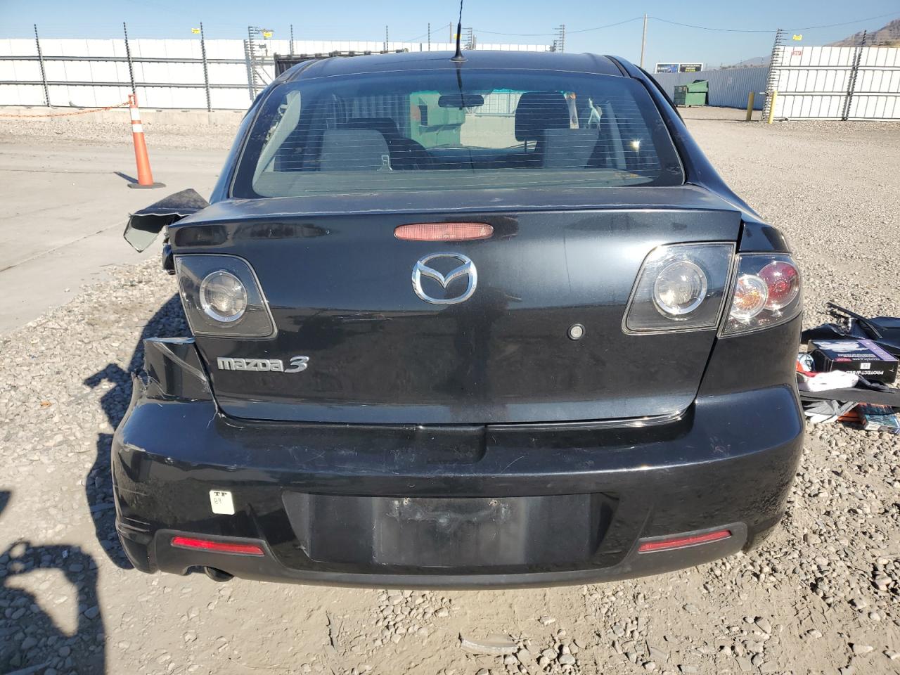 2008 Mazda 3 I VIN: JM1BK32F081160018 Lot: 81838185